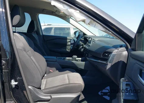 2024 Nissan Rogue Sv Fwd z USA, uszkodzony, nr VIN 5N1BT3BA4RC733022